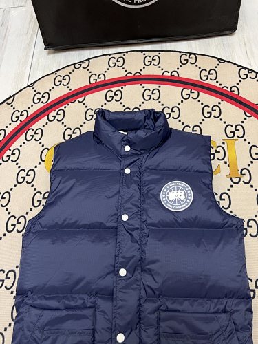 Canada Goose Quilted Navy Blue Snap-Front Puffer Vest