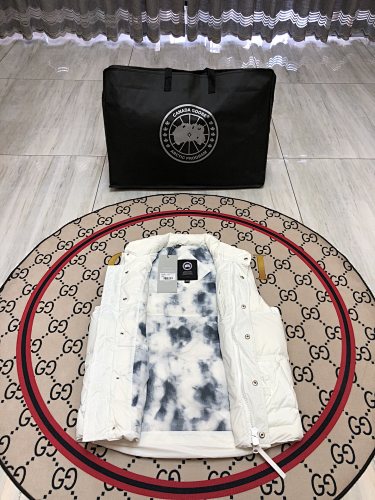 Canada Goose Quilted White Snap-Front Puffer Vest