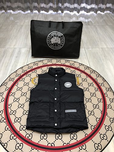 Canada Goose Quilted Black Snap-Front Puffer Vest