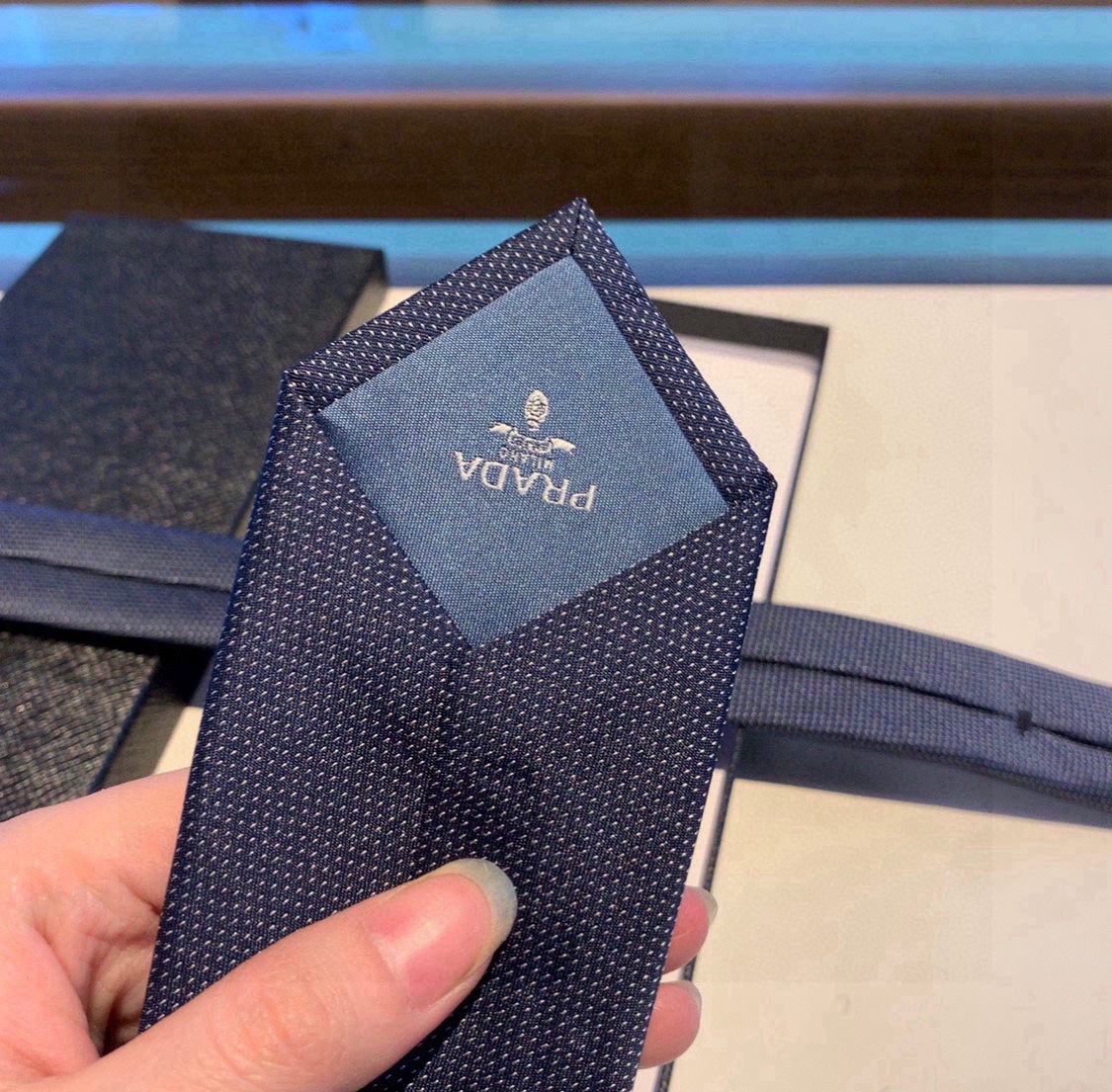 Prada Style Men's Solid Navy Silk Tie