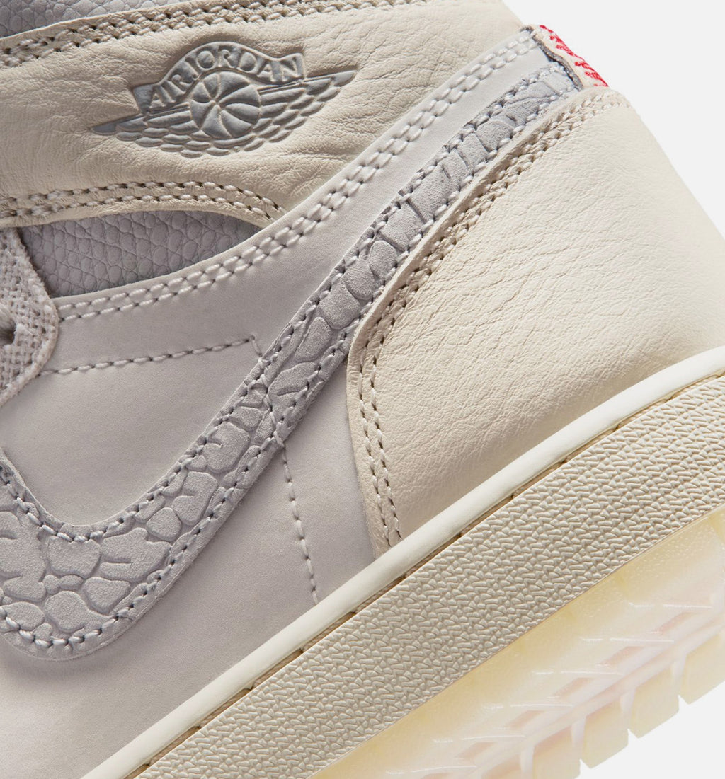 Air Jordan 1 Retro High OG Grade School – Sail/University Red/Pale Ivory/Coconut Milk/Phantom