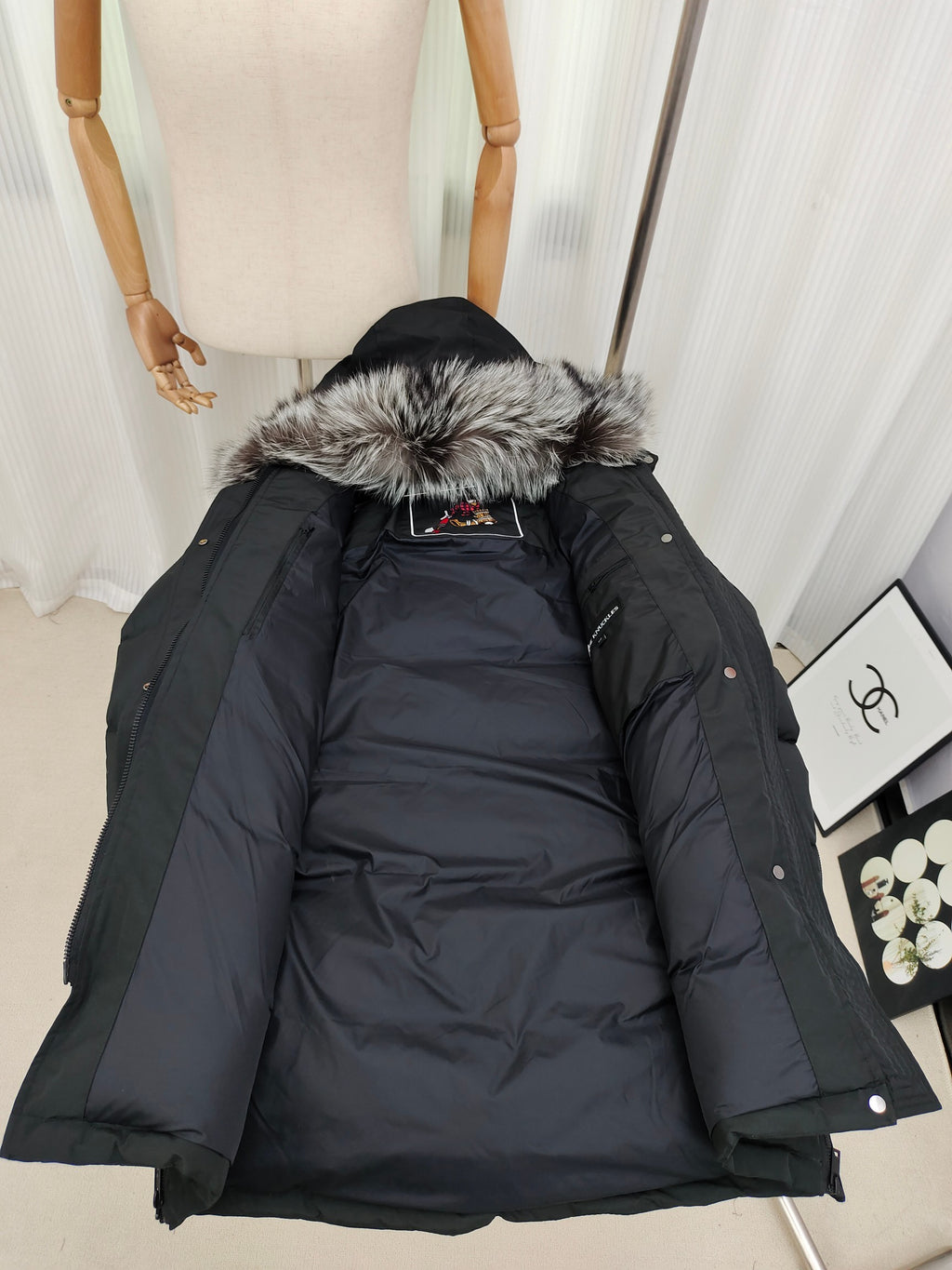 Moose Knuckles Quilted Black Hooded Longline Parka