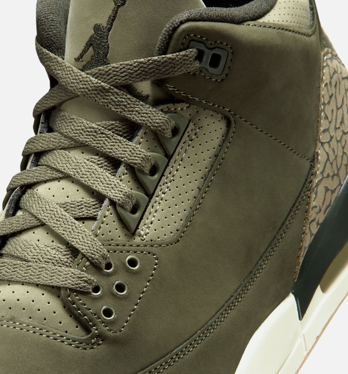 Air Jordan 3 Retro Medium Olive Men's Sneakers - Medium Olive / Sequoia / Neutral Olive / Sail / Total Crimson