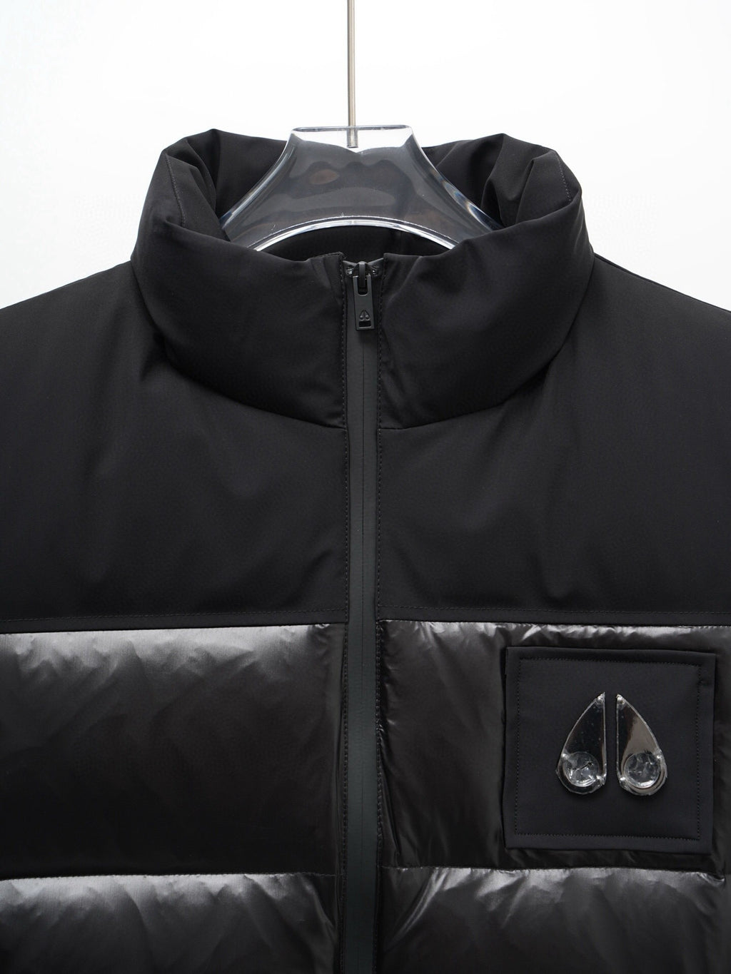Moose Knuckles Black Quilted Zip-Front Puffer Vest