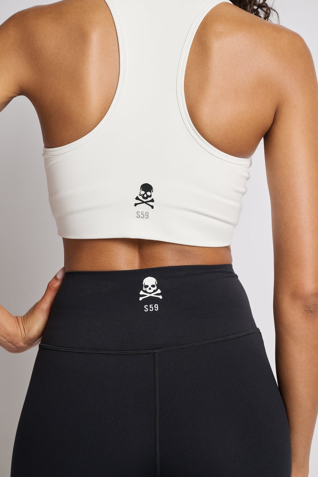 AIRWEIGHT HIGH WAIST 16