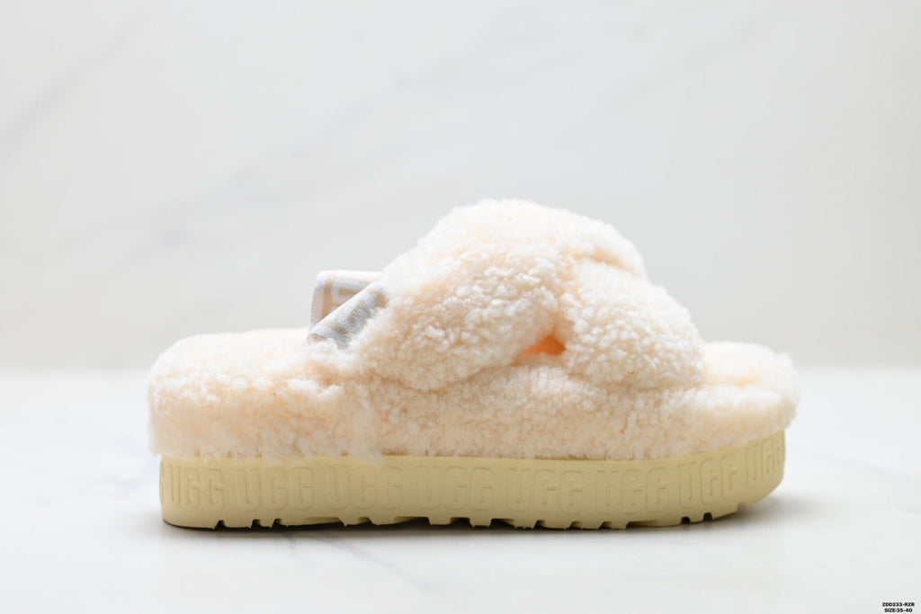 UGG Slipper Evolution Fluffy Platform Slides