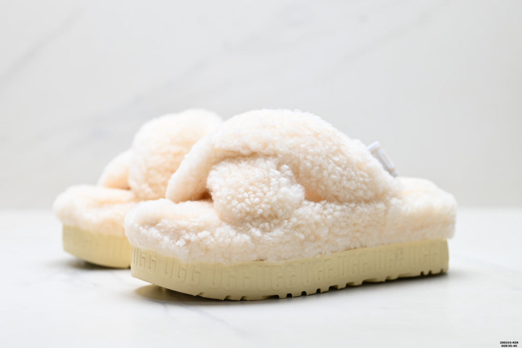 UGG Slipper Evolution Fluffy Platform Slides