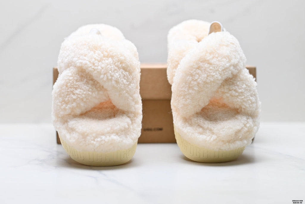 UGG Slipper Evolution Fluffy Platform Slides