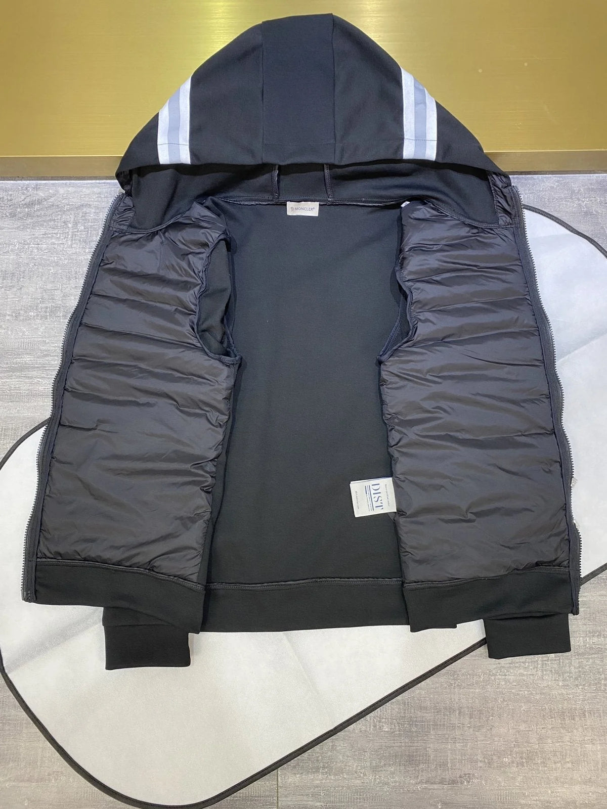 Moncler Hybrid Black Hooded Quilted Zip-Front Jacket