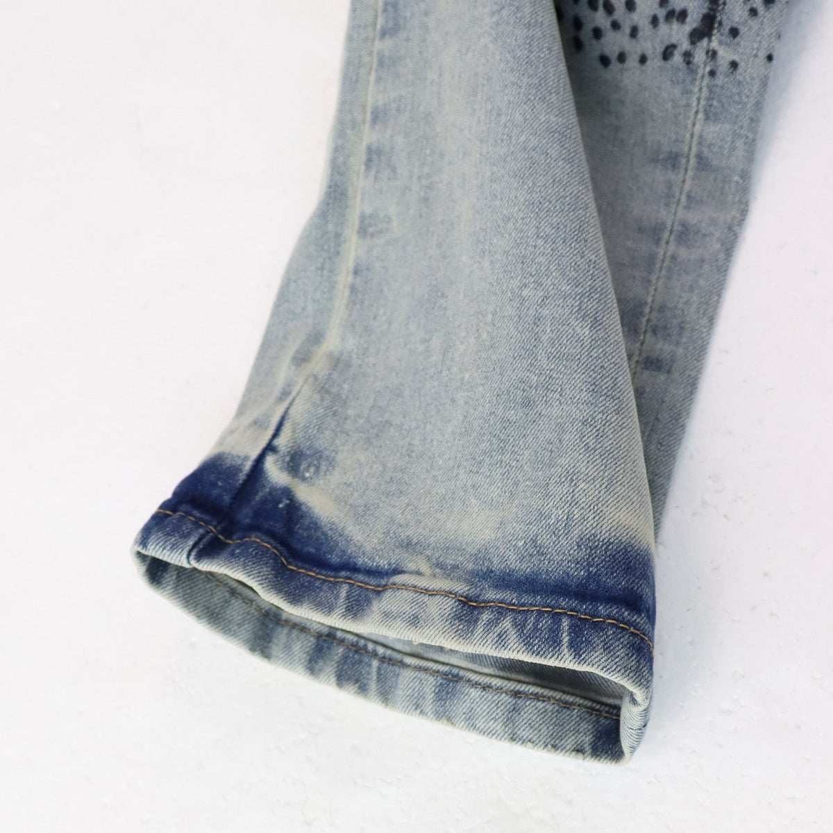 Purple Brand Light Blue Washed Graphic Jeans