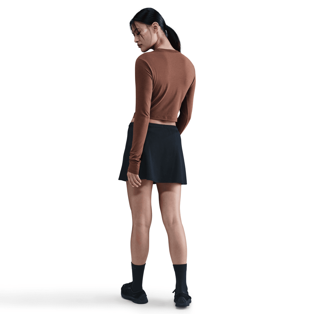 Wmns Nike Sportswear Chill Knit Slim Long-Sleeve Cropped Top