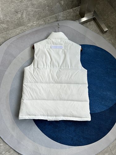 Canada Goose Quilted White Stand-Collar Puffer Vest