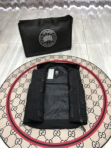 Canada Goose Quilted Black Snap-Front Puffer Vest