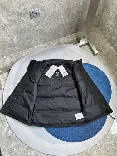 Canada Goose Quilted Black Stand-Collar Puffer Vest