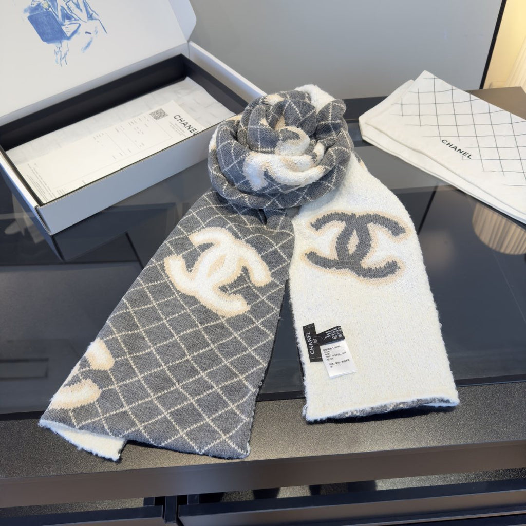 Chanel Grid Knit Scarf