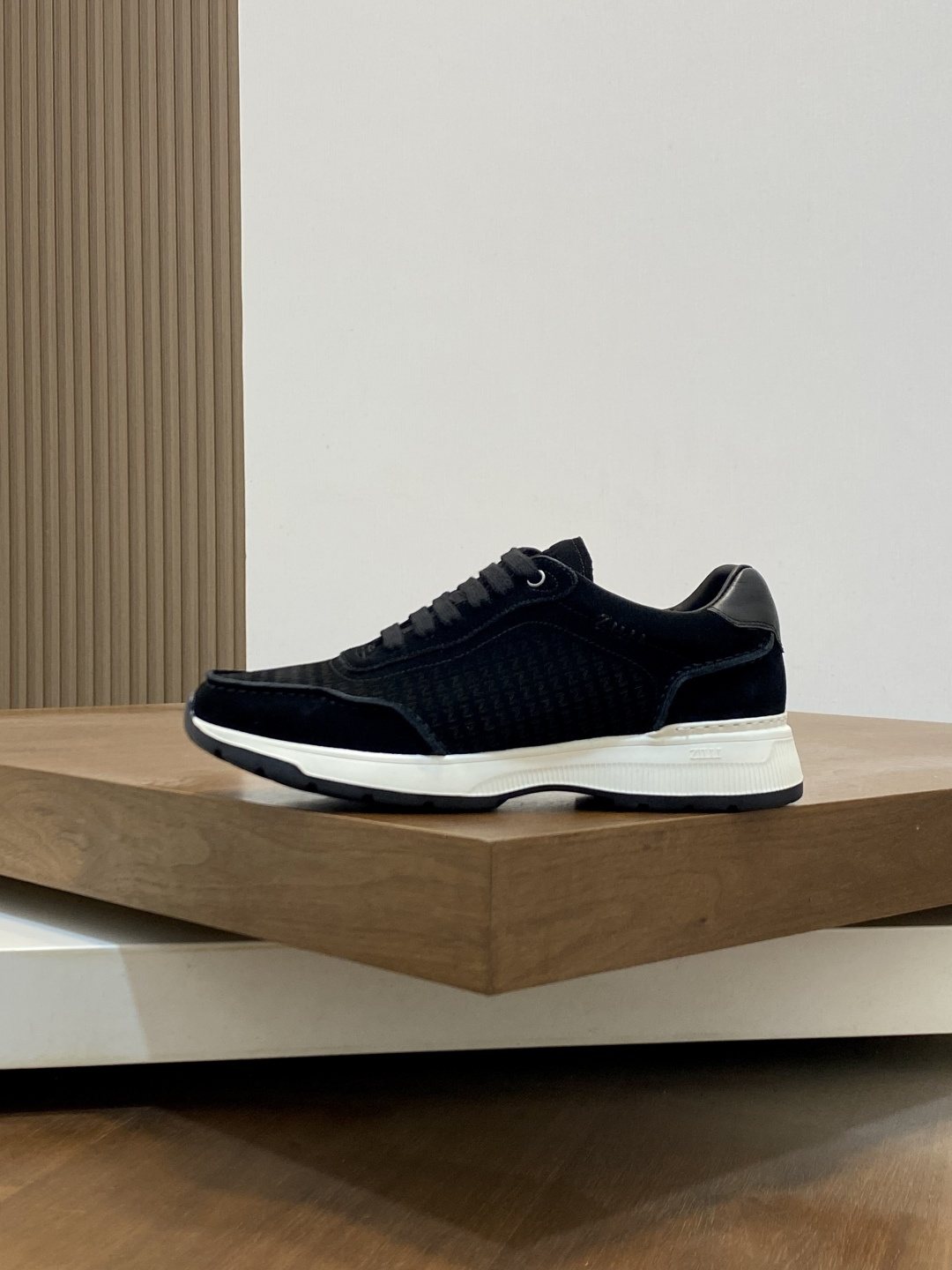 Zilli Men's Textured Low-Top Sneakers - Padded Collar