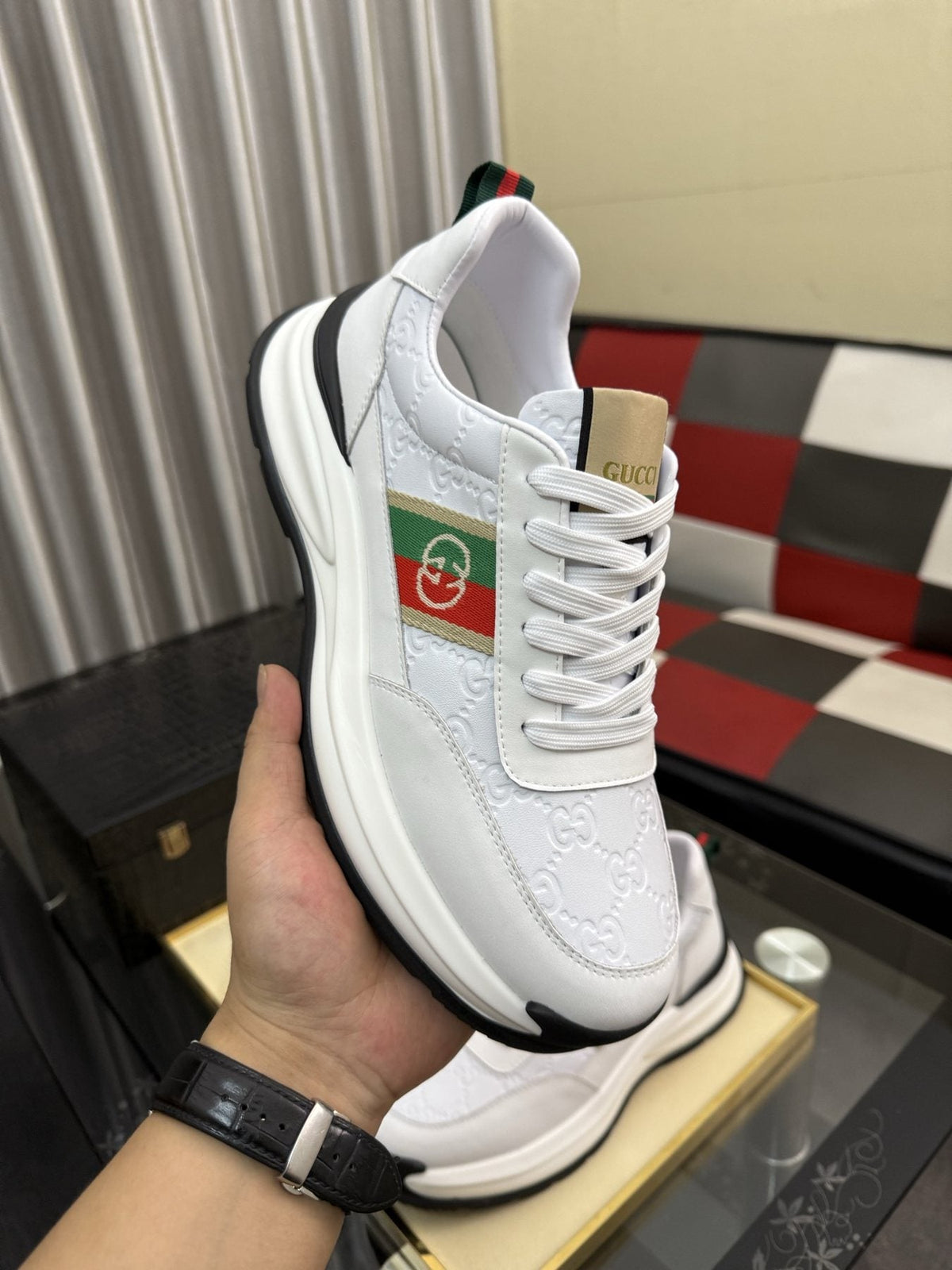 Gucci Men's Green and Red Stripe Low-Top Sneakers